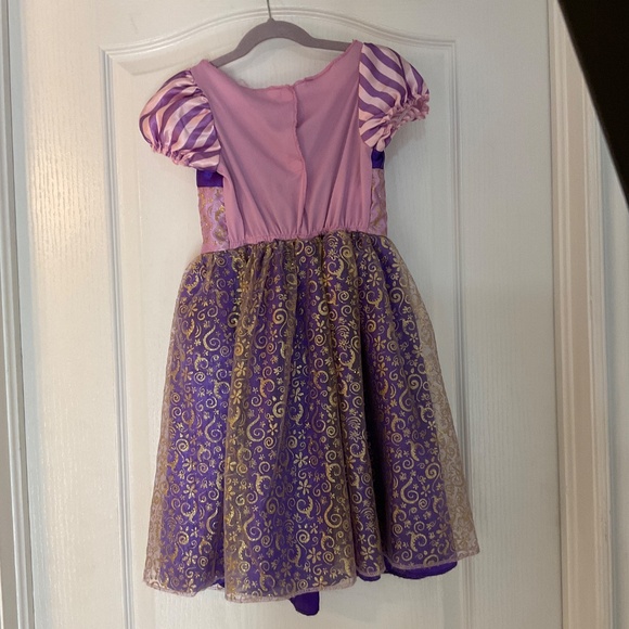 Disney Rapunzel Costume Dress, Girls size 4-6x - Picture 4 of 6
